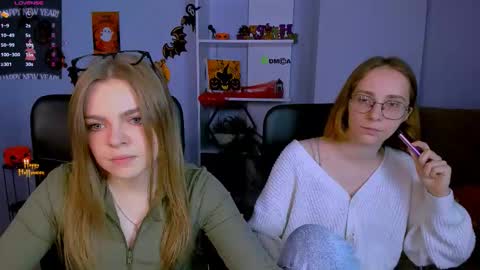 evalora online show from November 3, 2025, 8:10 pm