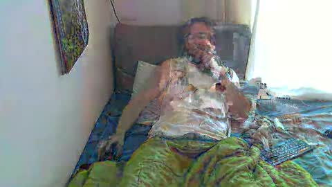 Snapshot of evalsmac chatting on February 19, 2026, 11:17 am Han online show from February 19, 2026, 11:17 am