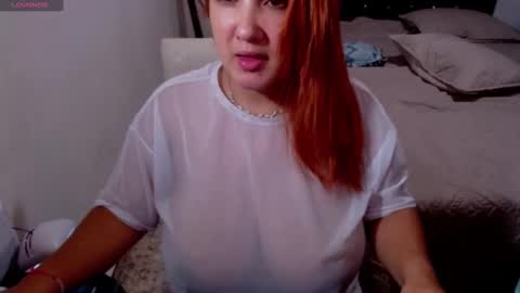 Snapshot of evamilff_ chatting on February 2, 2025, 7:57 pm Eva online show from February 2, 2025, 7:57 pm