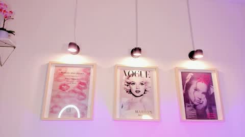 Evan voss  help me get 200 likesindependent model online show from November 21, 2025, 7:12 pm