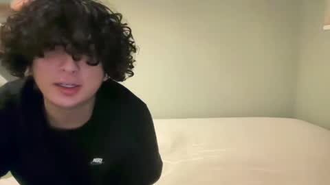 Snapshot of evanbrown333 chatting on February 6, 2025, 1:49 am Evan Brown online show from February 6, 2025, 1:49 am