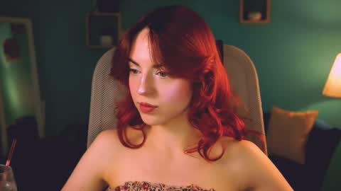 Eva  online show from April 17, 2026, 3:15 pm