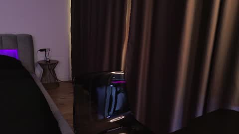 Snapshot of evanew_ chatting on July 14, 2026, 4:13 pm Eva online show from July 14, 2026, 4:13 pm