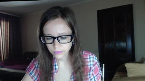 YourMistress online show from May 25, 2026, 9:04 am