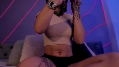 Snapshot of evangeline_bell chatting on December 21, 2024, 2:26 pm Eva online show from December 21, 2024, 2:26 pm