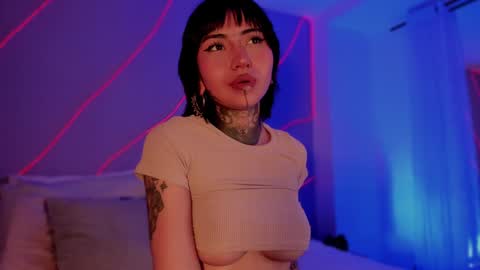 Snapshot of evangeline_bell chatting on December 21, 2024, 8:32 pm Eva online show from December 21, 2024, 8:32 pm