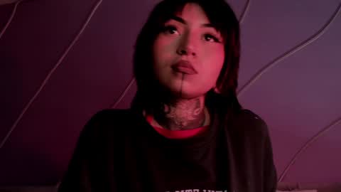 Snapshot of evangeline_bell chatting on January 20, 2025, 5:37 pm Eva online show from January 20, 2025, 5:37 pm