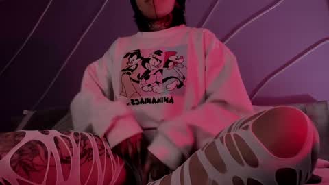 Snapshot of evangeline_bell chatting on January 21, 2025, 11:46 am Eva online show from January 21, 2025, 11:46 am