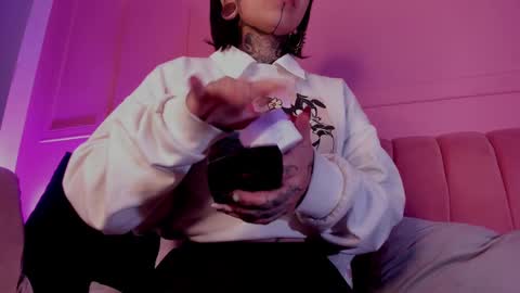 Snapshot of evangeline_bell chatting on March 12, 2025, 12:15 pm Eva online show from March 12, 2025, 12:15 pm