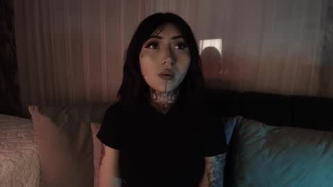 Snapshot of evangeline_bell chatting on November 28, 2025, 11:07 pm Eva online show from November 28, 2025, 11:07 pm