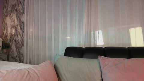 Snapshot of evangeline_bell chatting on December 3, 2025, 7:56 pm Eva online show from December 3, 2025, 7:56 pm