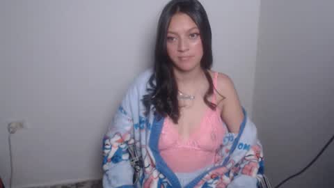 Snapshot of evangeline_petite chatting on May 29, 2026, 10:19 pm eva online show from May 29, 2026, 10:19 pm