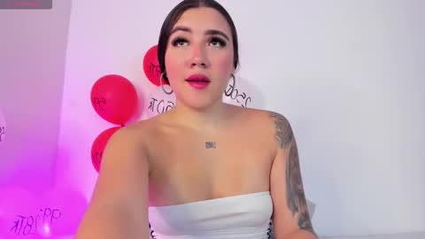 katalina online show from February 20, 2026, 1:44 pm