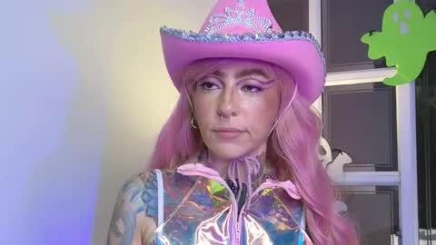 Evangelyne online show from October 31, 2025, 4:41 pm