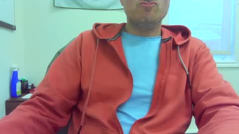 Snapshot of evans0814 chatting on February 9, 2026, 8:35 pm evans0814 online show from February 9, 2026, 8:35 pm