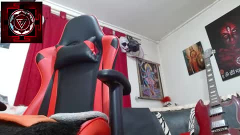 Snapshot of evans_xy chatting on May 16, 2026, 2:30 am evans_xy online show from May 16, 2026, 2:30 am