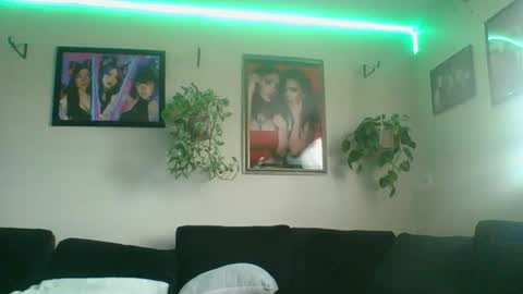 Snapshot of evanschris2048 chatting on November 14, 2025, 5:44 pm evanschris2048 online show from November 14, 2025, 5:44 pm