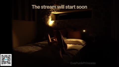 Snapshot of evapunkprincess chatting on February 10, 2025, 8:42 am Eva online show from February 10, 2025, 8:42 am