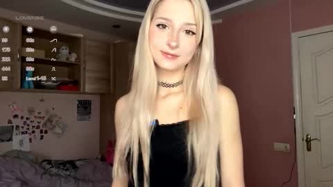 Eva online show from October 29, 2025, 7:43 am