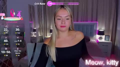 Snapshot of evarider chatting on October 20, 2025, 6:47 am EvaRider online show from October 20, 2025, 6:47 am