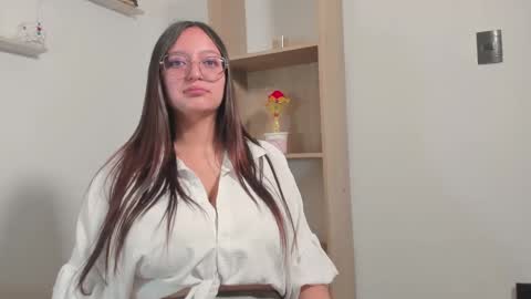 Snapshot of evarotic chatting on January 29, 2025, 2:32 pm Eva online show from January 29, 2025, 2:32 pm