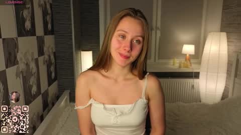 Eva online show from October 15, 2025, 7:14 pm