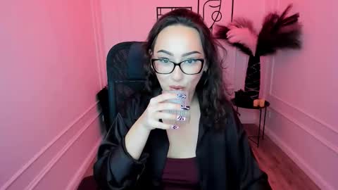 Snapshot of evasarazardje chatting on December 3, 2025, 11:30 am evasarazardje online show from December 3, 2025, 11:30 am