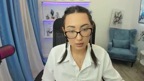 Snapshot of evasarazardje chatting on January 10, 2026, 11:34 am evasarazardje online show from January 10, 2026, 11:34 am