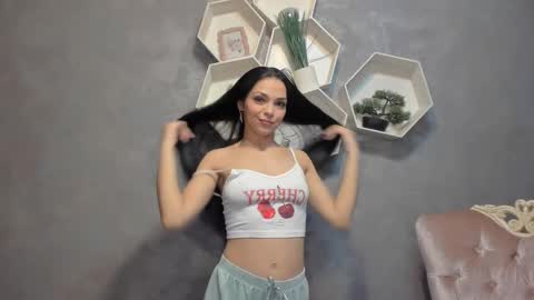 Snapshot of evashy99 chatting on February 11, 2026, 8:47 pm evashy99 online show from February 11, 2026, 8:47 pm