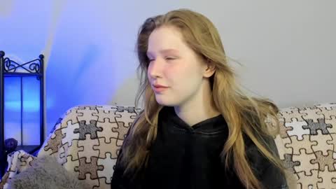 Snapshot of evastevs chatting on January 19, 2025, 9:13 pm Eva online show from January 19, 2025, 9:13 pm