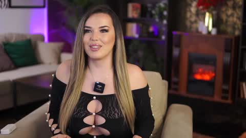 Snapshot of evasunderland chatting on February 8, 2025, 3:41 am Eva online show from February 8, 2025, 3:41 am