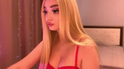 Snapshot of evasweet420 chatting on November 10, 2025, 7:29 am Eva online show from November 10, 2025, 7:29 am