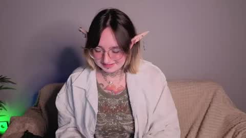 Snapshot of evathewitcher chatting on May 29, 2026, 8:45 am EvaTheWitcher online show from May 29, 2026, 8:45 am