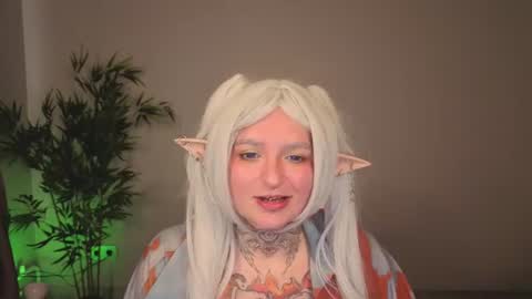 Snapshot of evathewitcher chatting on June 20, 2026, 2:14 am EvaTheWitcher online show from June 20, 2026, 2:14 am