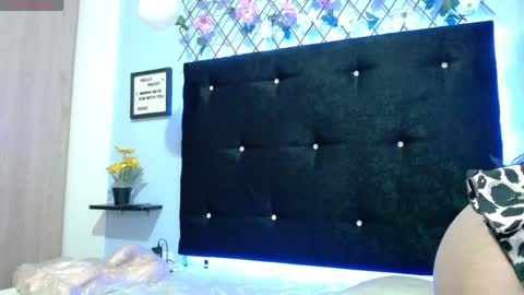 Eva Carter online show from April 5, 2026, 10:45 am