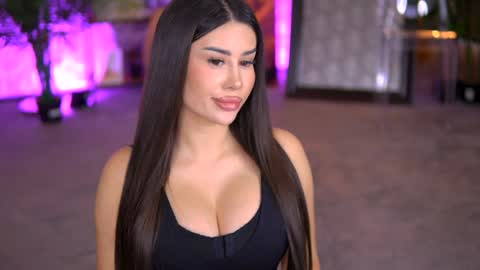 Snapshot of evazane chatting on January 15, 2025, 2:02 pm Eva online show from January 15, 2025, 2:02 pm