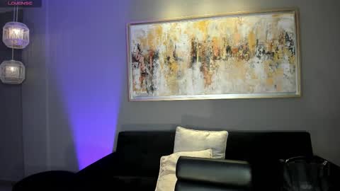 Eve  online show from October 12, 2025, 10:20 pm