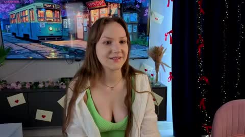 Snapshot of evegreenlee chatting on May 23, 2026, 6:18 am evegreenlee online show from May 23, 2026, 6:18 am