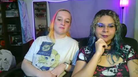 Snapshot of evelan123 chatting on June 30, 2026, 8:54 pm Chulal online show from June 30, 2026, 8:54 pm