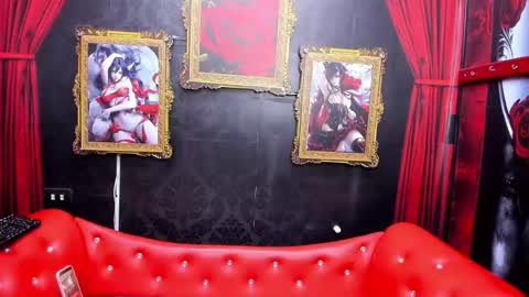 Snapshot of evelin_hellsing chatting on May 8, 2026, 11:43 pm Evelin Hellsing online show from May 8, 2026, 11:43 pm