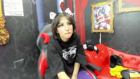 Snapshot of evelin_hellsing chatting on May 17, 2026, 3:04 am Evelin Hellsing online show from May 17, 2026, 3:04 am