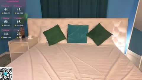 Evelina online show from May 27, 2026, 1:13 am