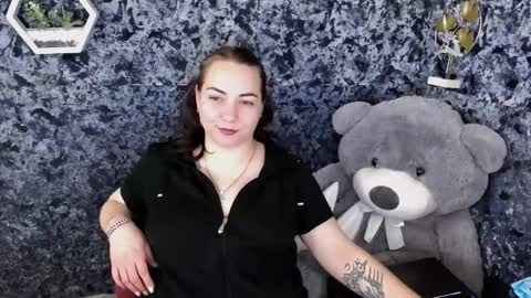 Snapshot of evelineli chatting on March 3, 2026, 10:15 pm Lydia online show from March 3, 2026, 10:15 pm