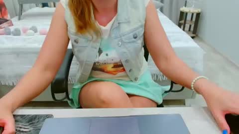 evelove online show from May 16, 2026, 5:23 pm
