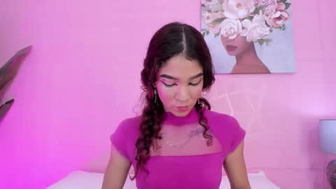 evelyn__rose1 online show from March 4, 2026, 6:25 pm