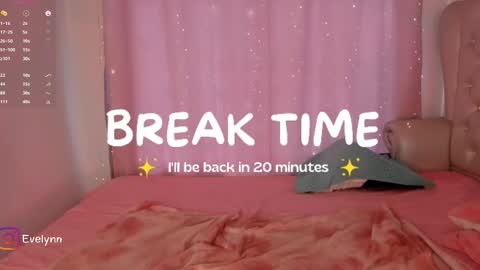 evelyn evelyn online show from March 4, 2025, 7:22 pm