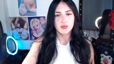 Snapshot of evelyn_sheeran chatting on July 12, 2026, 4:36 am Julieta online show from July 12, 2026, 4:36 am