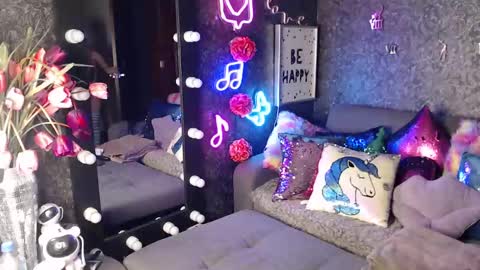 Snapshot of evelynagrey chatting on December 3, 2024, 2:47 am EvelynaGrey online show from December 3, 2024, 2:47 am