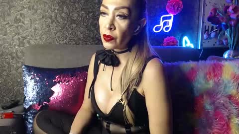 Snapshot of evelynagrey chatting on January 8, 2025, 7:13 am EvelynaGrey online show from January 8, 2025, 7:13 am