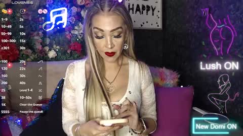 Snapshot of evelynagrey chatting on February 5, 2025, 6:02 am EvelynaGrey online show from February 5, 2025, 6:02 am